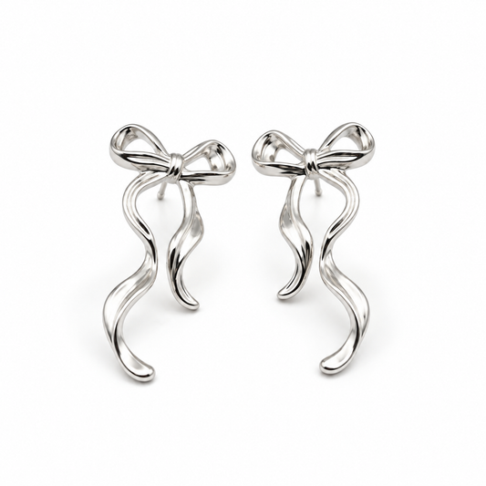 Örhängen Fancy Silver Bow