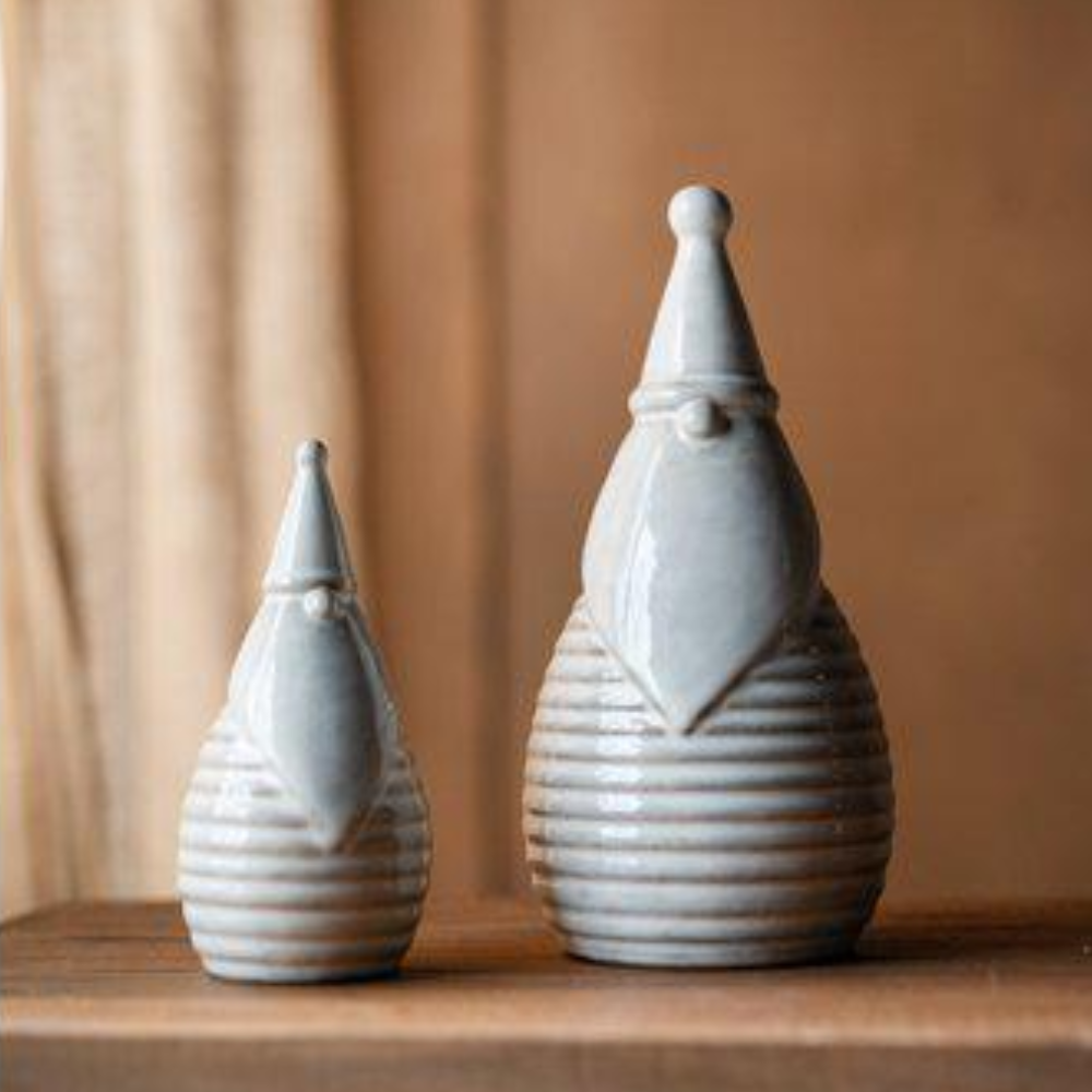 Nisse Stilren, Beige